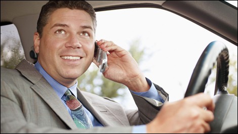 cellulaire-volant cellulaire au volant = contravention / ticket